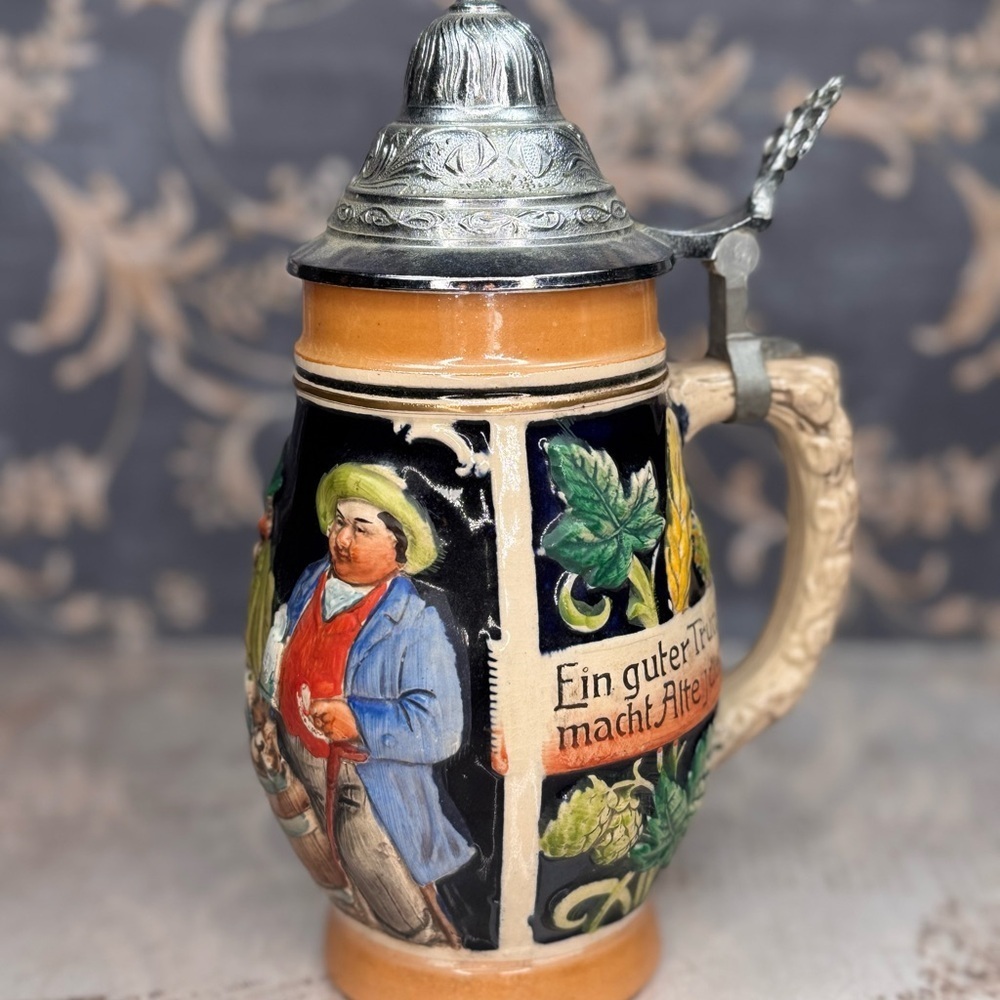 Vintage West German Beer Stein Pewter Lid Tavern Scene Relief Breweriana - Picture 2 of 11